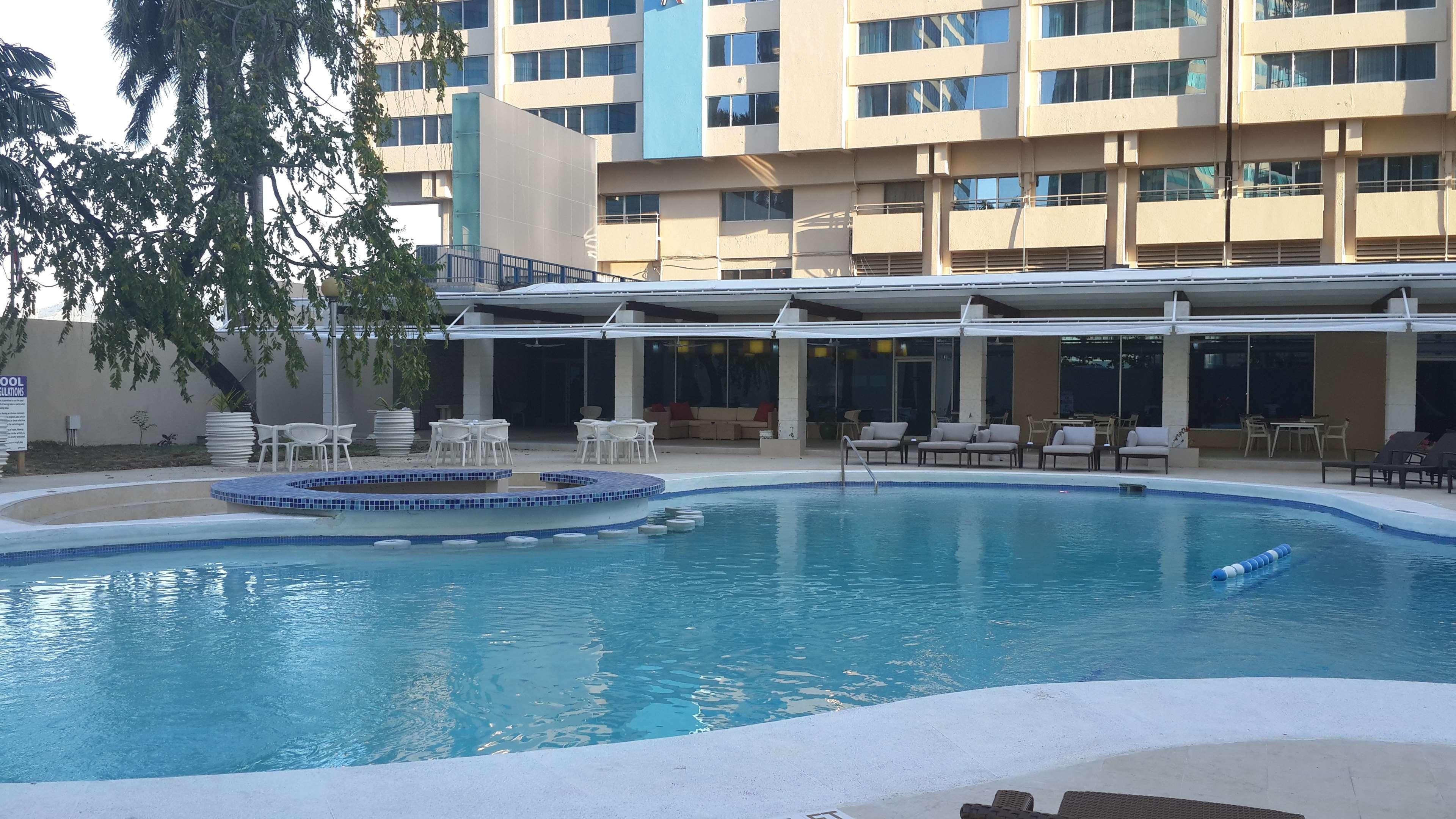 Radisson Hotel Trinidad Port of Spain Экстерьер фото