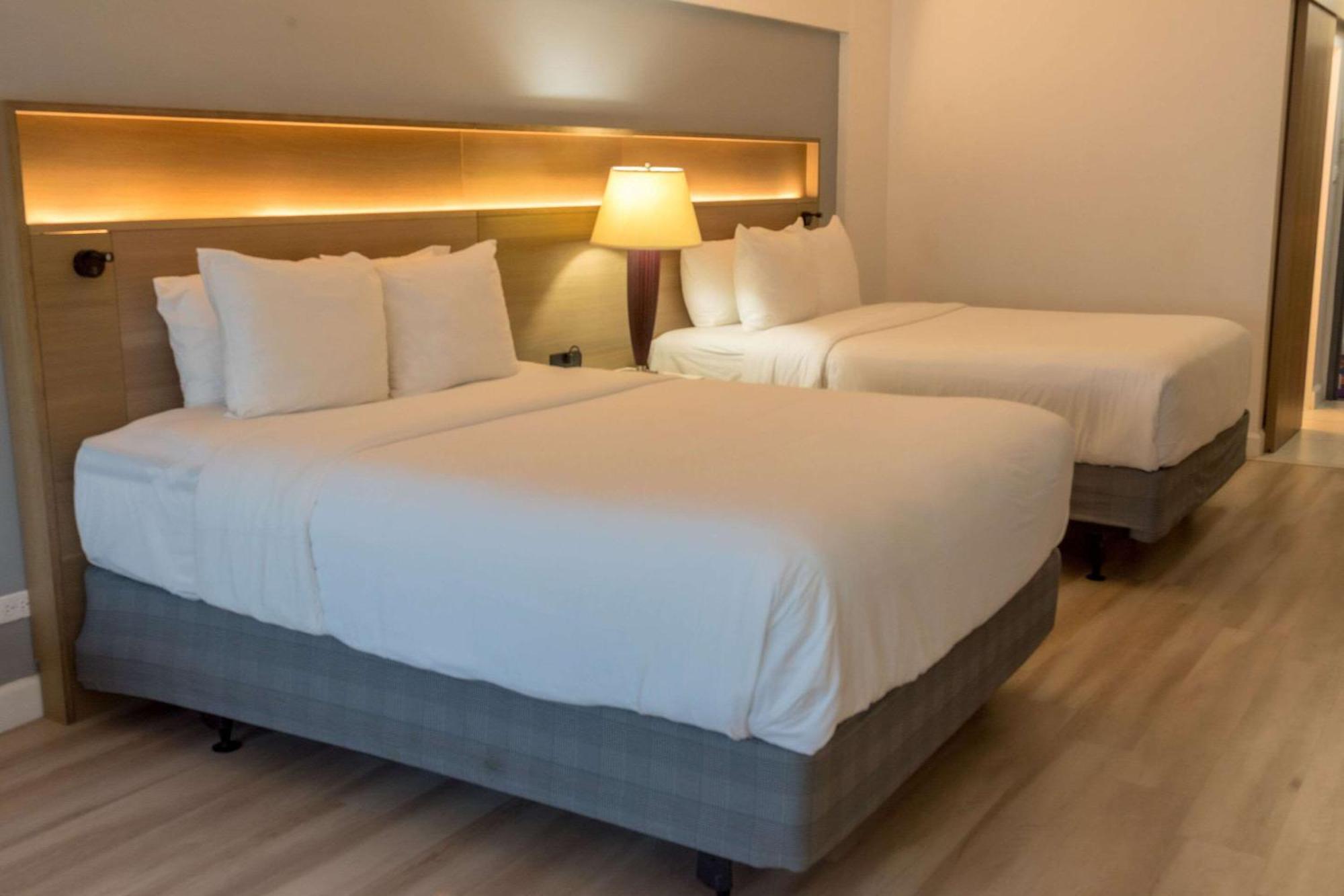 Radisson Hotel Trinidad Port of Spain Экстерьер фото