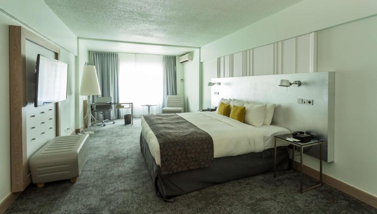 Radisson Hotel Trinidad Port of Spain Экстерьер фото
